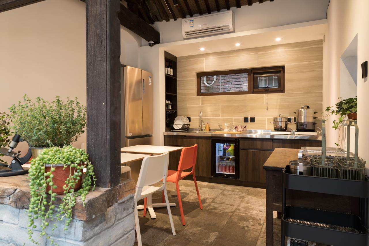 Courtyard Guesthouse, Пекин Екстериор снимка